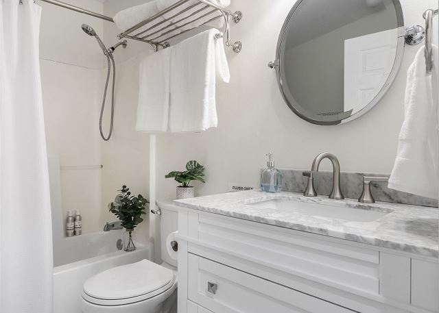 Jasmine Bathroom
